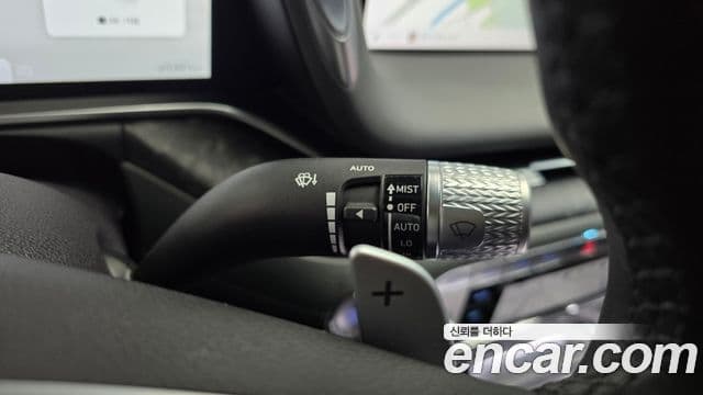 Genesis G90 2023 — ფოტო 20/42