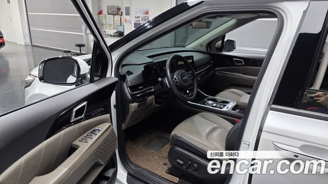 Kia Carnival 2024 — Фото 10/20