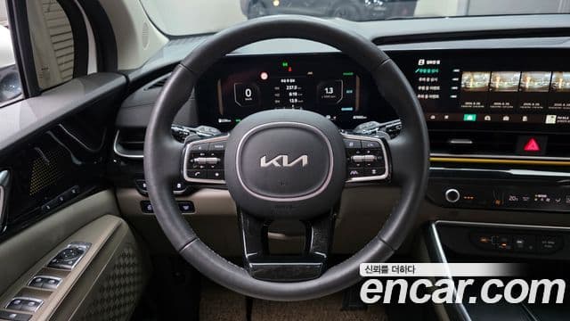 Kia Carnival 2024 — Фото 14/20