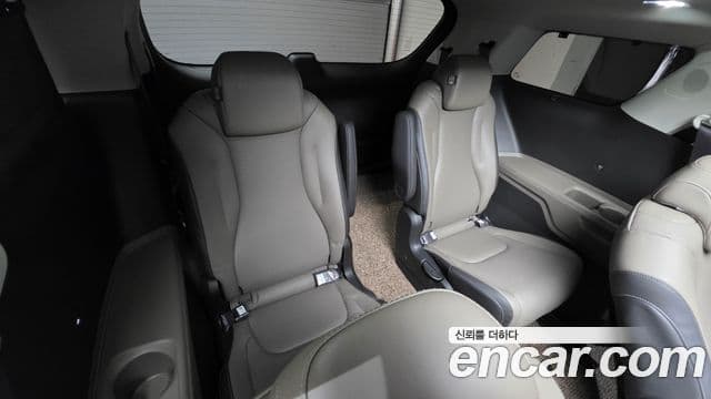 Kia Carnival 2024 — Фото 20/20