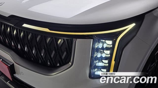 Kia Carnival 2024 — Photo 1/40