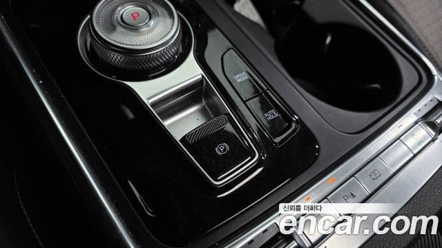 Kia Carnival 2024 — Photo 28/40
