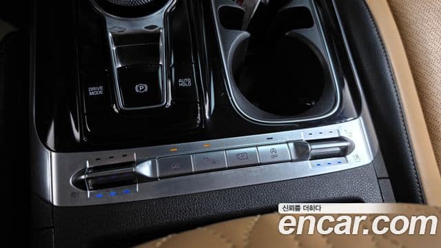 Kia Carnival 2021 — Şəkil 8/34