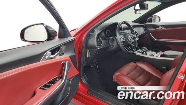 Kia Stinger 2020 — Фото 10/20