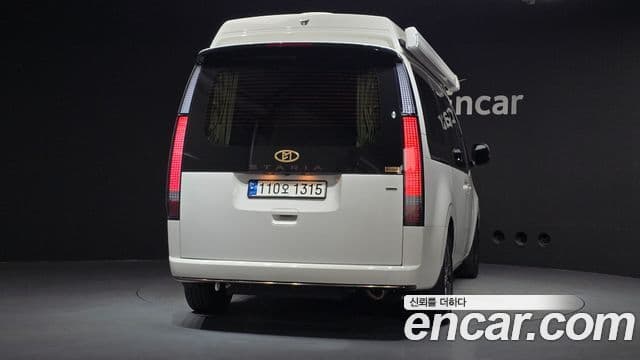 Hyundai Staria 2023 — Photo 25/39