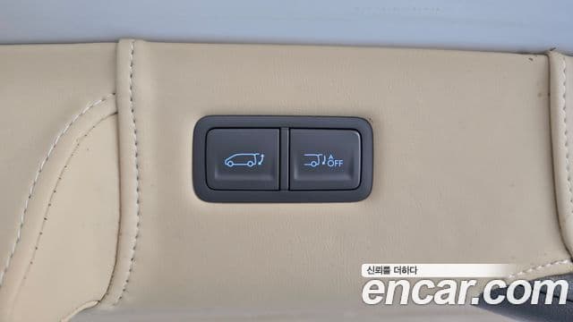Hyundai Staria 2023 — Photo 29/39