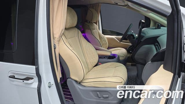 Hyundai Staria 2023 — Photo 26/39