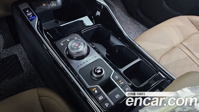 Kia Sorento 2024 — Фото 9/20