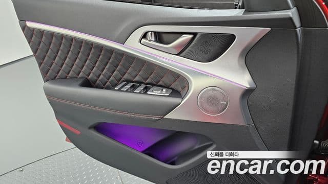 Genesis G70 2019 — Photo 32/33