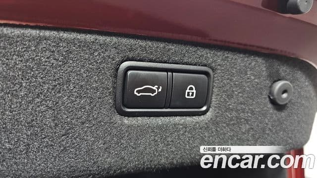 Genesis G70 2019 — Photo 29/33