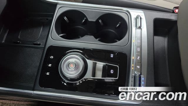 Kia Carnival 2025 — Фото 9/20