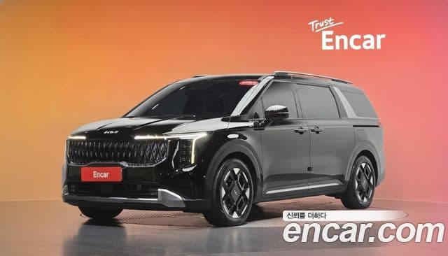 Kia Carnival 2025 — Фото 1/20