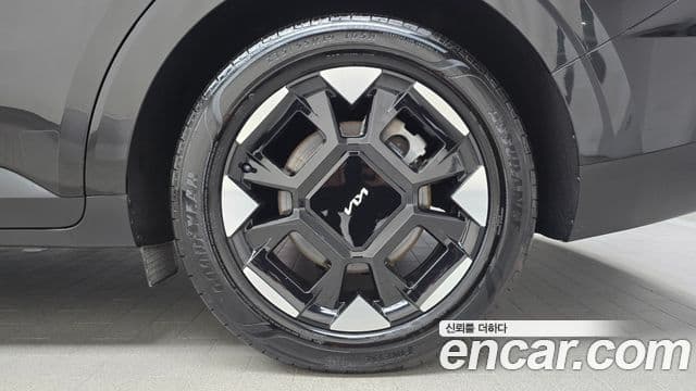 Kia Carnival 2025 — Şəkil 13/33