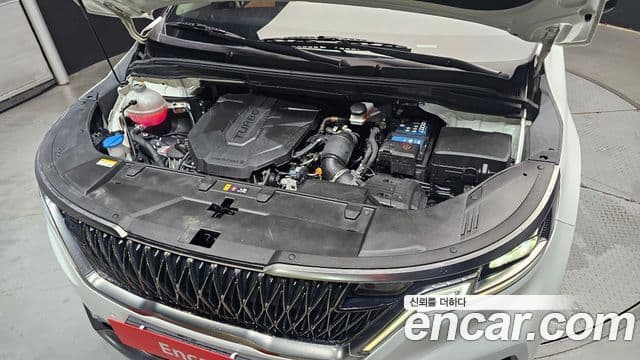 Kia Carnival 2023 — Фото 6/20