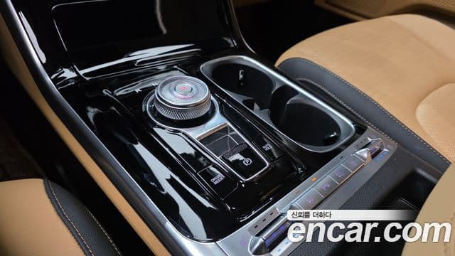 Kia Carnival 2023 — Фото 9/20