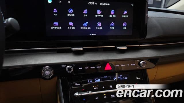 Kia Carnival 2023 — Фото 14/20