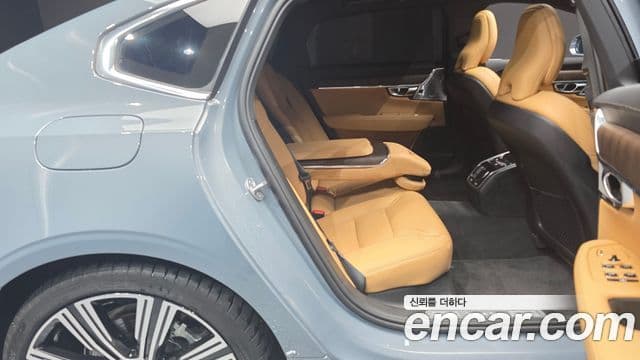 Volvo S90 2022 — Фото 11/20