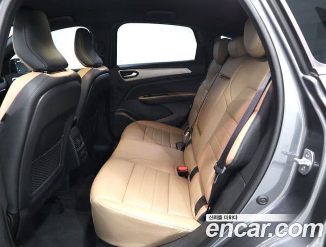 Renault Samsung Arkana 2025 — Фото 10/20