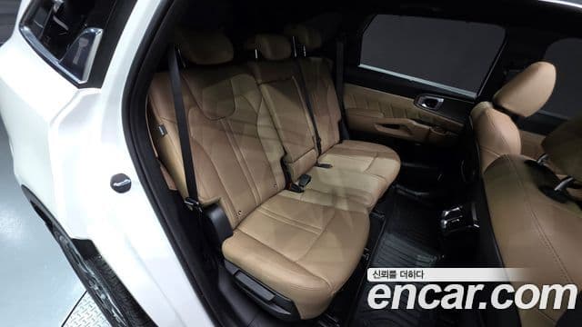 Kia Sorento 2024 — Фото 11/20