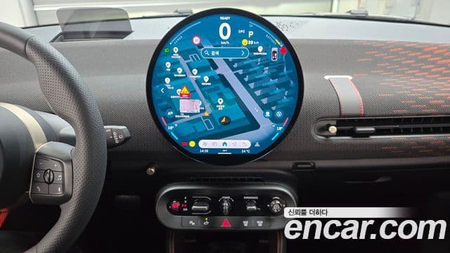Mini Cooper Electric 2025 — ფოტო 30/33