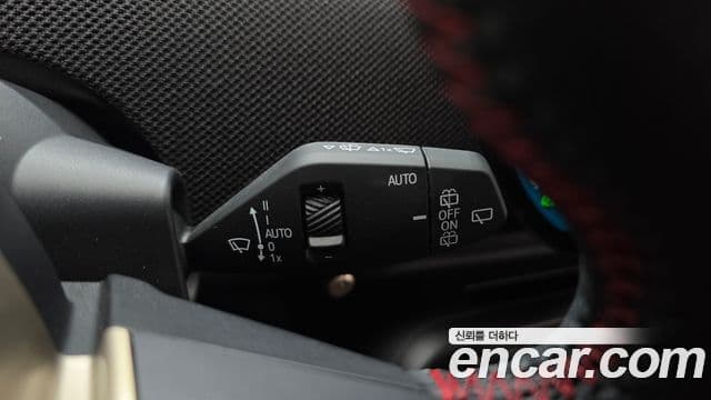 Mini Cooper Electric 2025 — ფოტო 32/33