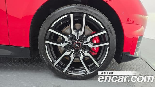 Mini Cooper Electric 2025 — ფოტო 9/33