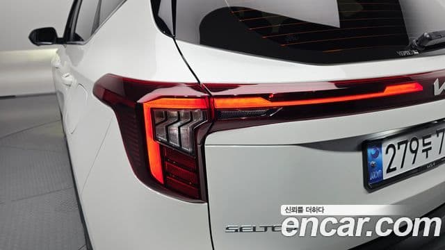 Kia Seltos 2024 — Şəkil 28/38