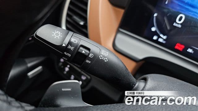 Kia Seltos 2024 — Şəkil 23/38