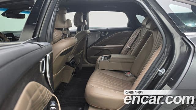 Kia K8 2022 — Şəkil 10/40