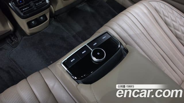 Kia K8 2022 — Şəkil 26/40