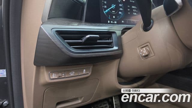 Kia K8 2022 — Şəkil 15/40