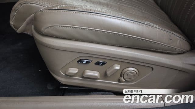 Kia K8 2022 — Şəkil 34/40