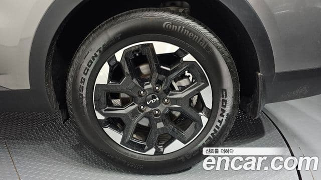 Kia Sorento 2025 — ფოტო 18/33
