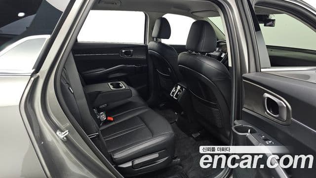 Kia Sorento 2025 — ფოტო 24/33