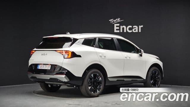 Kia Sportage 2025 — Фото 1/20