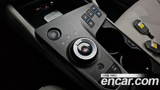 Kia Sportage 2025 — Фото 7/20