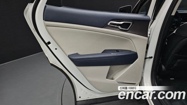 Kia Sportage 2025 — Photo 13/34