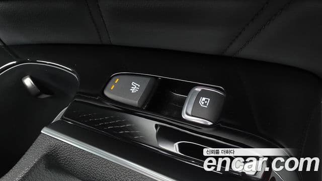 Kia Sorento 2021 — Фото 17/20
