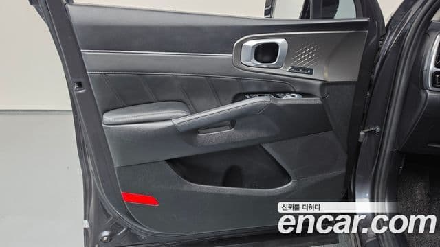 Kia Sorento 2021 — ფოტო 38/43