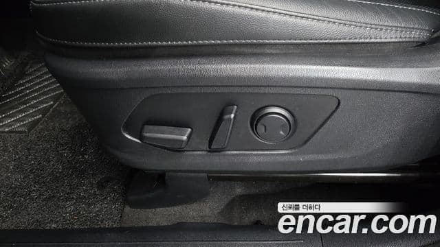 Kia Sorento 2021 — ფოტო 40/43