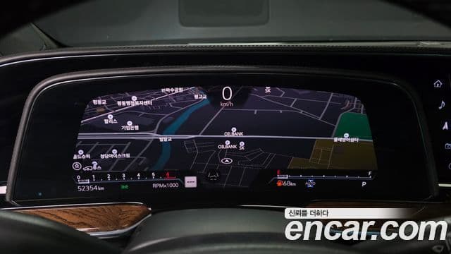 Cadillac Escalade 2021 — ფოტო 33/39