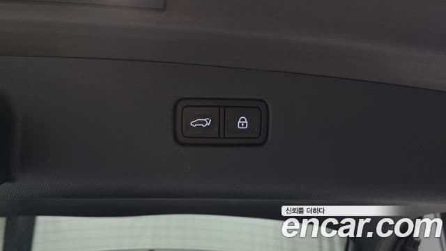 Genesis GV70 2021 — Şəkil 26/33