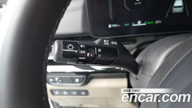 Kia Carnival 2024 — ფოტო 34/34
