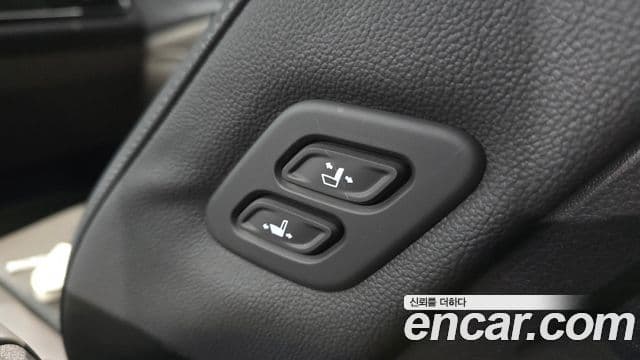 Kia Carnival 2024 — ფოტო 24/32