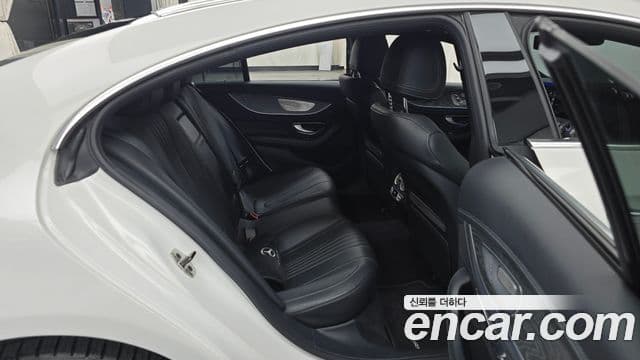 Mercedes-Benz CLS-Class 2020 — Фото 11/20