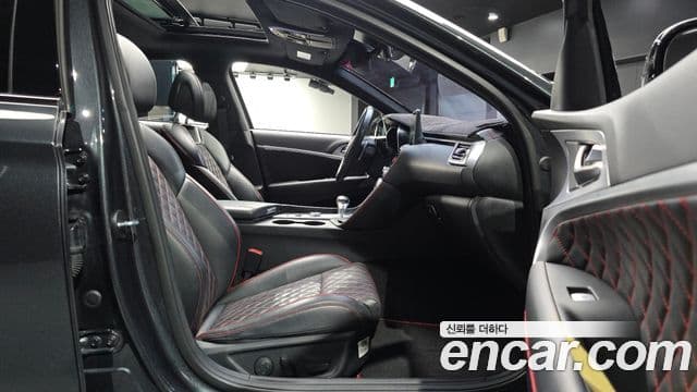 Genesis G70 2018 — Şəkil 19/34