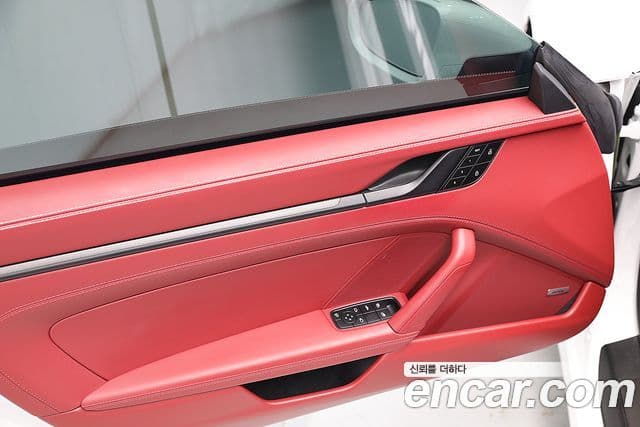 Porsche 911 2022 — Photo 6/16