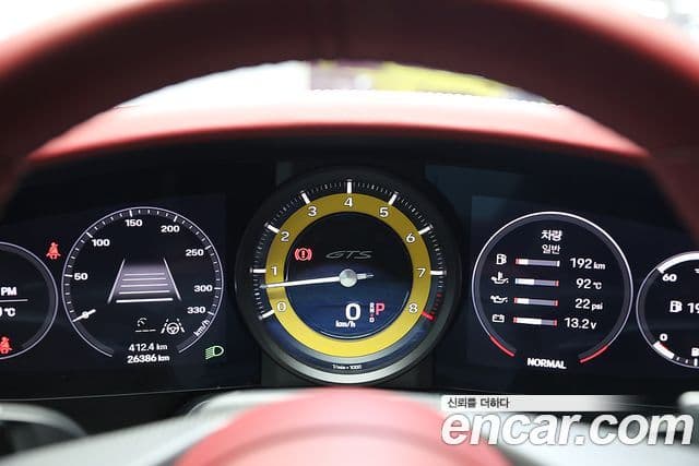 Porsche 911 2022 — Photo 7/16