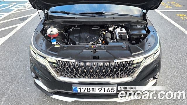 Kia Carnival 2022 — Фото 4/20