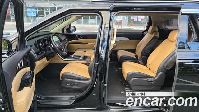 Kia Carnival 2022 — Фото 11/20